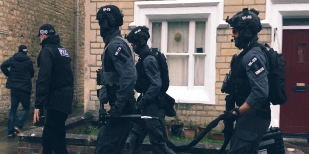 2 Arrested After £150,000 Drugs Seizure in Swindon 2 Arrested After £150,000 Drugs Seizure in South West