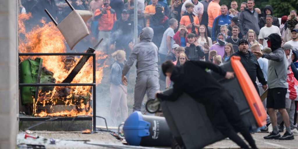 UK Sees Record Rise in Anti-Muslim Hate in 2024 UK Sees Record Rise in Anti-Muslim Hate in 2024