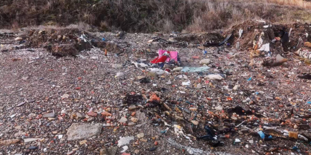 Gangs Make Millions from Illegal Waste Dumping