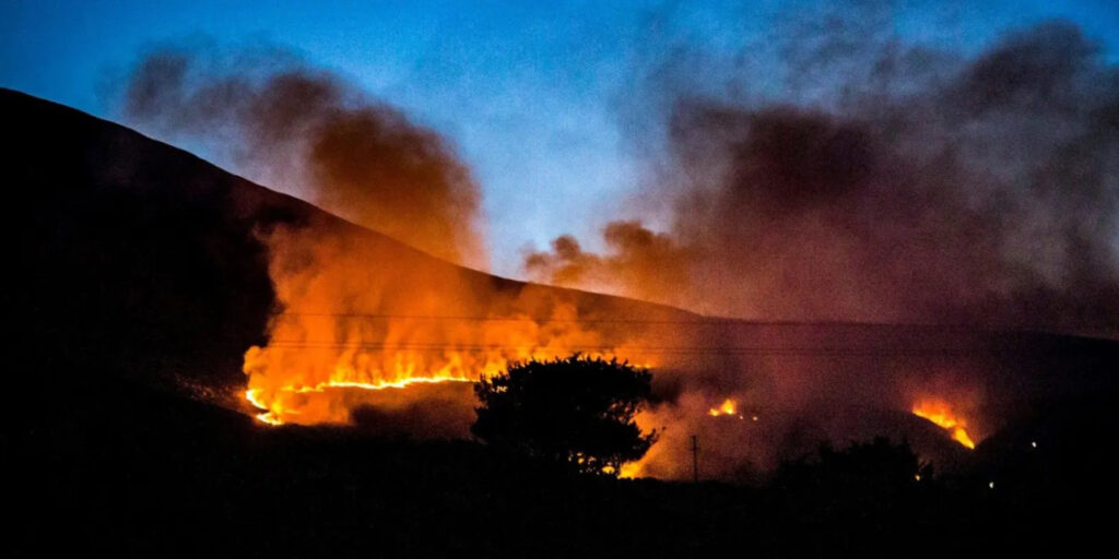 Homes Evacuated as Mourne Wildfires Rage in Northern Ireland Homes Evacuated as Mourne Wildfires Rage in Northern Ireland