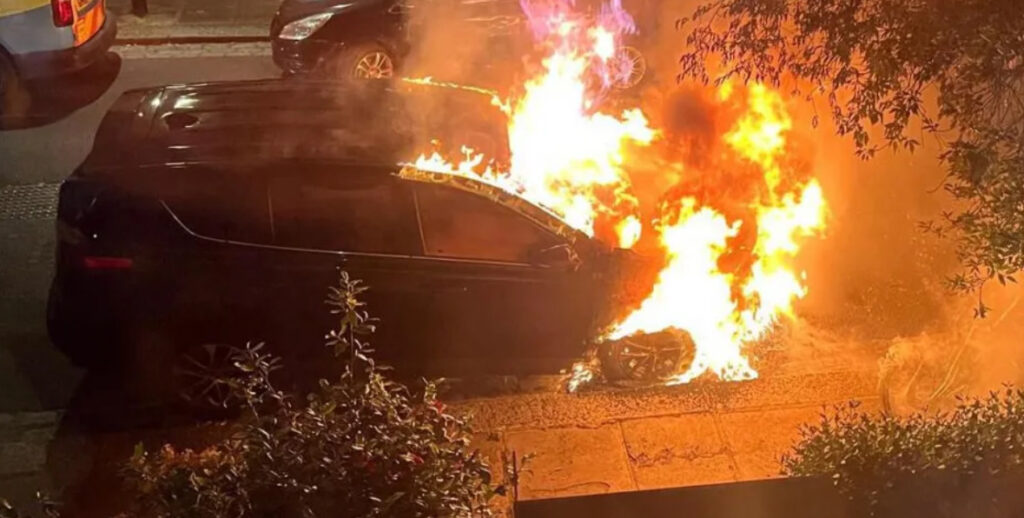 Man Arrested Over Fire at Starmer’s Former Homes