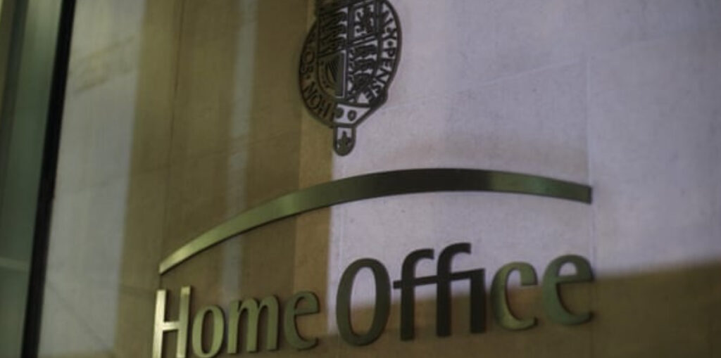 Dying Grandmother Granted UK Entry to Spend Final Days with Family Dying Grandmother Granted UK Entry to Spend Final Days with Family