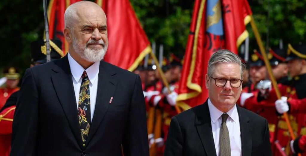 Starmer Confirms Talks on Return Hubs for Rejected Migrants