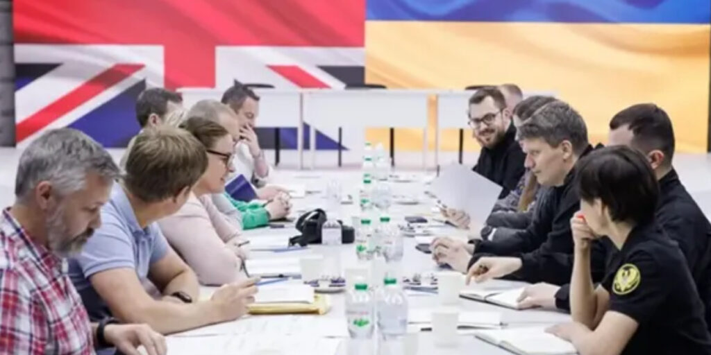 UK to Fund Ukraine Defence with $3B from Frozen Russian Assets