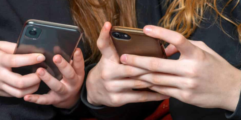 UK Plans App Limits for Children to Reduce Screen Time