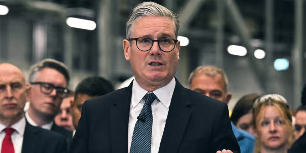 Starmer Vows to Make UK ‘Battle-Ready’ in Face of Russian Threat