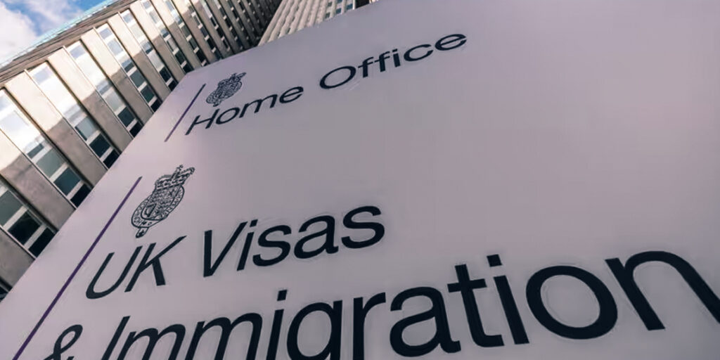 Migrant Groups Sound Alarm Over UK’s Failing eVisa System