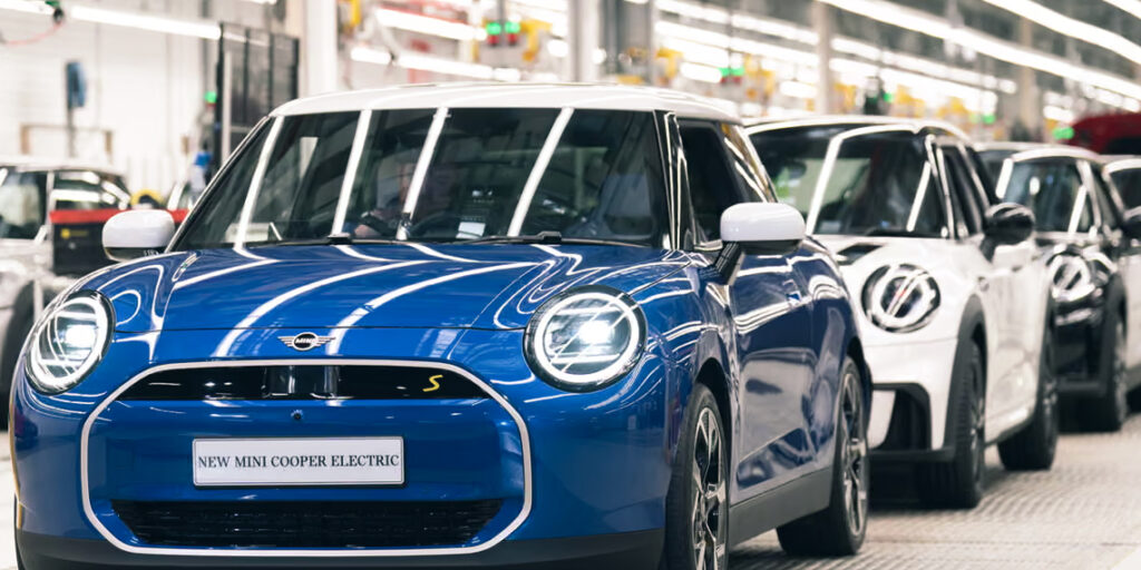 UK Car Production Falls to 70-Year Low UK Car Production Falls to 70-Year Low
