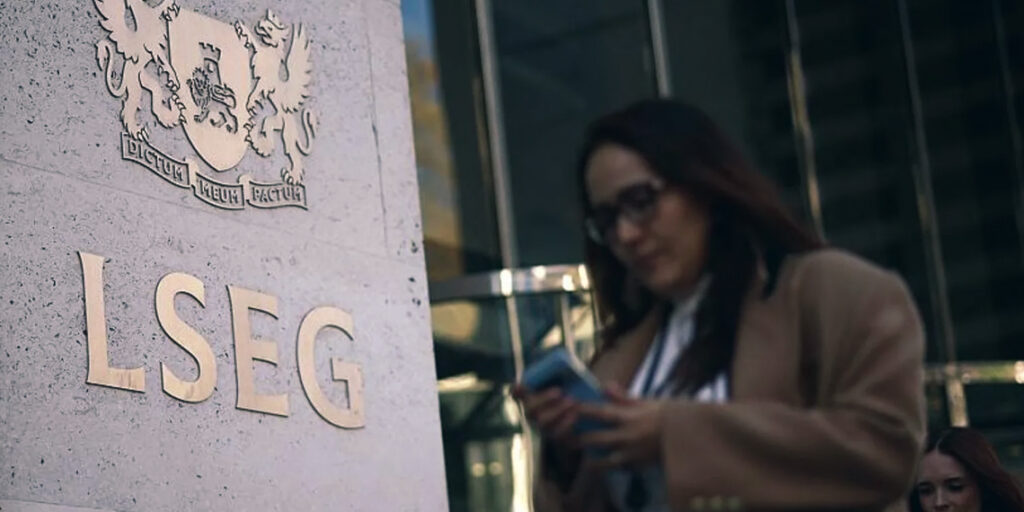 UK Urged to Reform Investment Rules Amid Stock Market Exodus