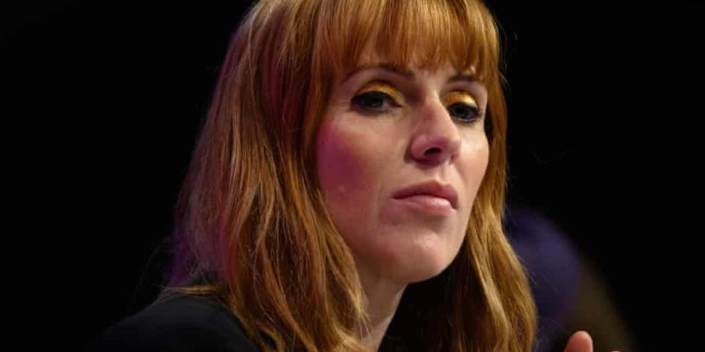 Labour Faces Split as Rayner Resigns Over Tax Breach