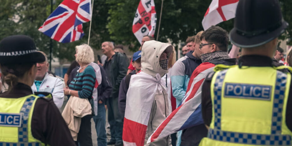 Refugee Organisations Call for Unity Amid UK Anti-Migrant Protests