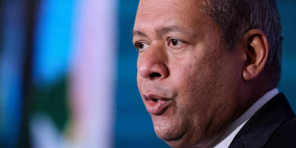 UK Banks Warn Against Extra Taxation