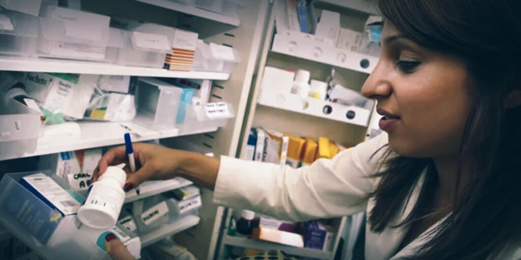 UK Ready to Raise NHS Drug Prices in Bid to Ease US Tariff Dispute