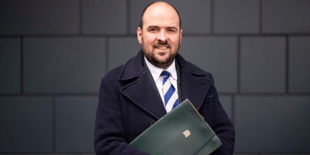 NHS Criticised Over First-Cousin Marriage Guidance NHS Criticised Over First-Cousin Marriage Guidance