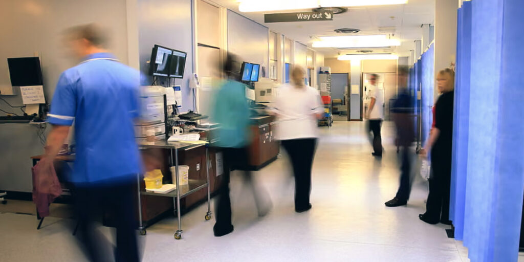 UK Ministers Hire Consultants to Explore Private Funding for NHS Clinics UK Ministers Hire Consultants to Explore Private Funding for NHS Clinics