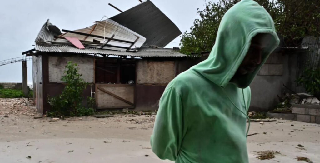 Britain Deploys Aid & Naval Support to Jamaica