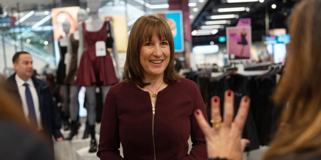 Reeves Aims to Lower ISA Cap to £12,000