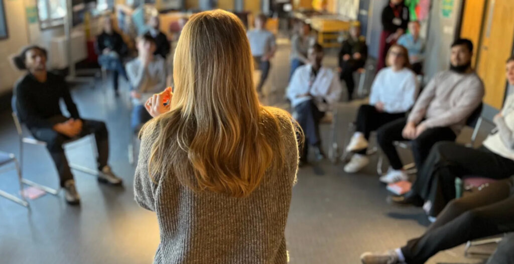 UK Youth Out of Work Near 1 Million Mark