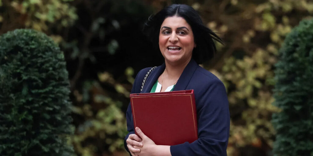 UK to Impose Longest Settlement Wait in Europe