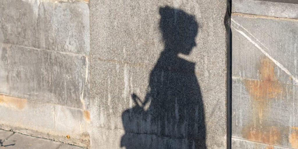 UK Children Exposed to Widespread Economic Abuse