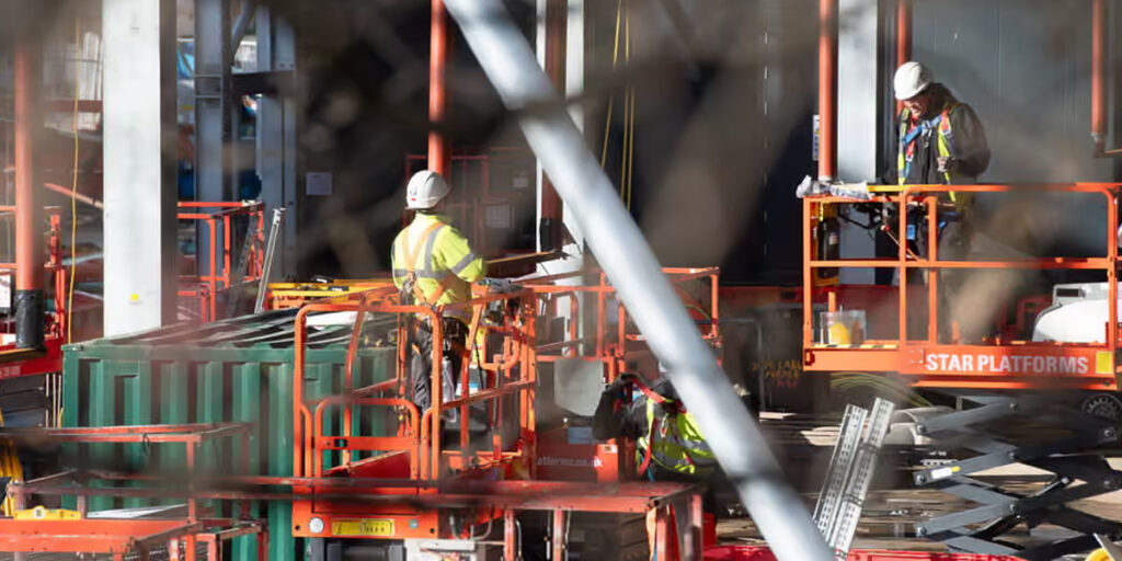 UK Construction Slumps to Worst Level Since Covid UK Construction Slumps to Worst Level Since Covid